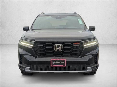 New 2025 Honda Pilot TrailSport image 6