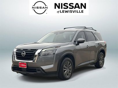 Used 2023 Nissan Pathfinder SV
