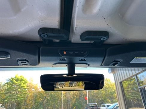 Used 2023 Jeep Wrangler Unlimited Sahara w/ Cold Weather Group image 20
