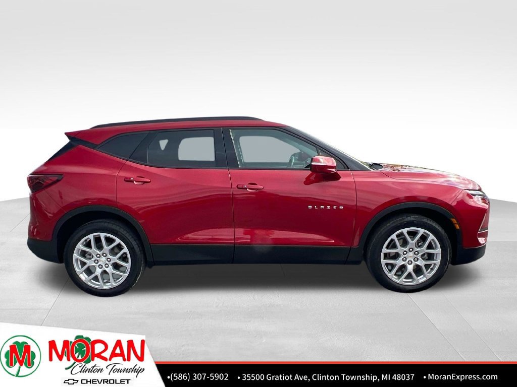 Certified 2024 Chevrolet Blazer LT FWD image 8