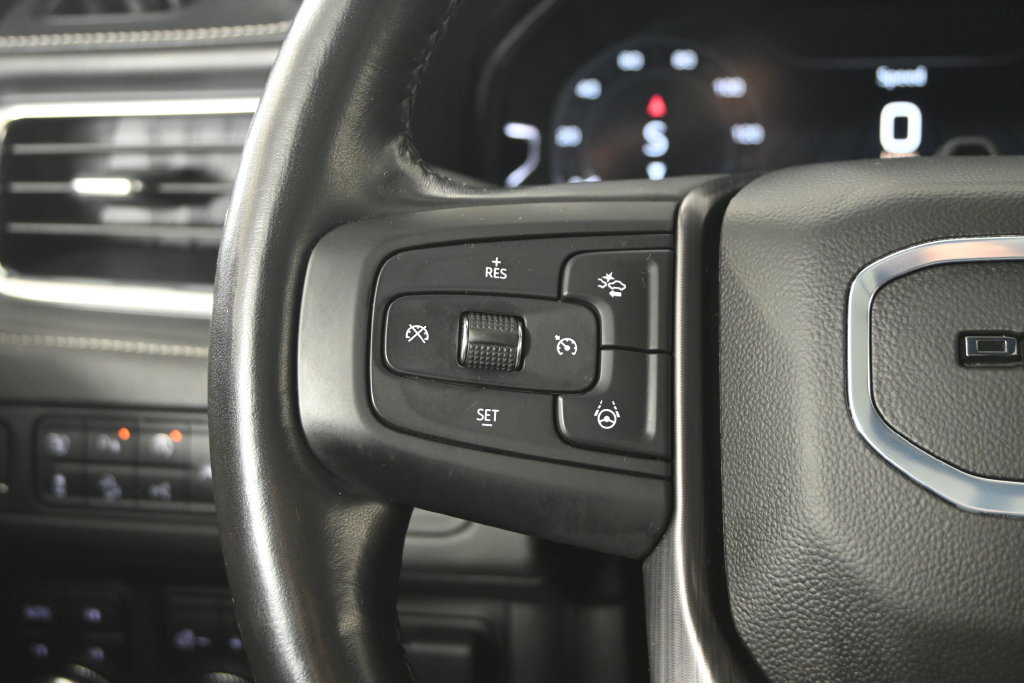 Used 2024 GMC Yukon Denali Ultimate AWD/4WD image 37