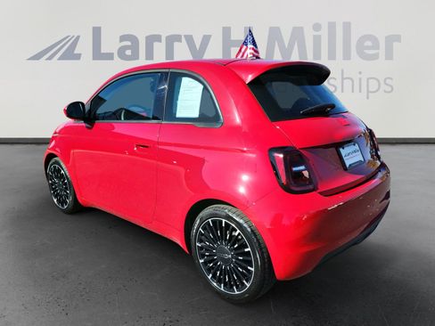 Used 2024 FIAT 500 e (RED) image 3