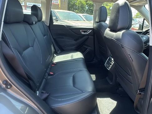 Used 2020 Subaru Forester Touring w/ Popular Package #2 AWD/4WD image 43