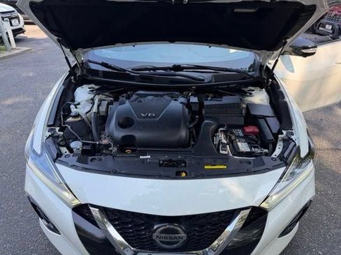 Used 2019 Nissan Maxima SR w/ Premium Package FWD image 39