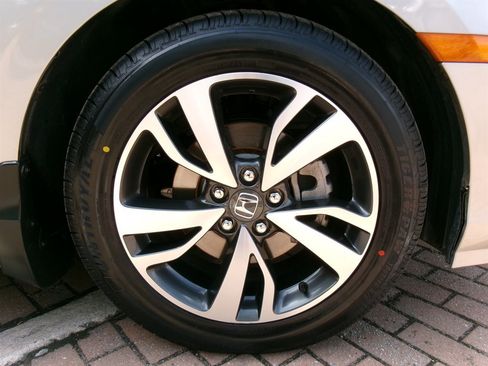 Used 2023 Honda Odyssey Touring image 52
