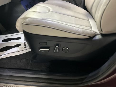 Used 2023 Hyundai Palisade Limited w/ Cargo Package FWD image 11