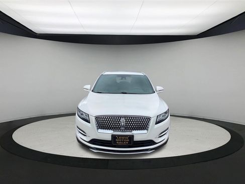 Used 2019 Lincoln MKC Select w/ Select Plus Package AWD/4WD image 3