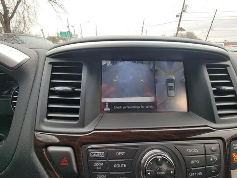 Used 2016 Nissan Pathfinder SL w/ SL Premium Package image 17