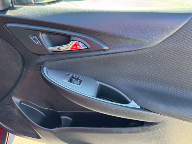 Certified 2025 Chevrolet Malibu LT FWD image 8