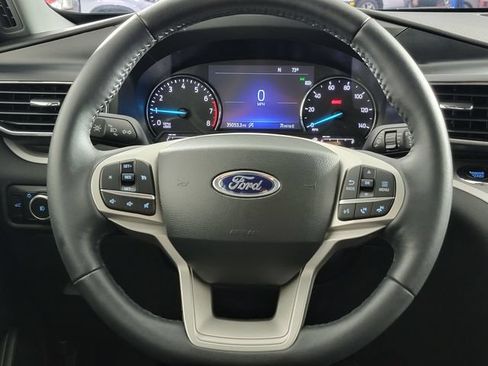 Used 2023 Ford Explorer XLT w/ Equipment Group 202A AWD/4WD image 27