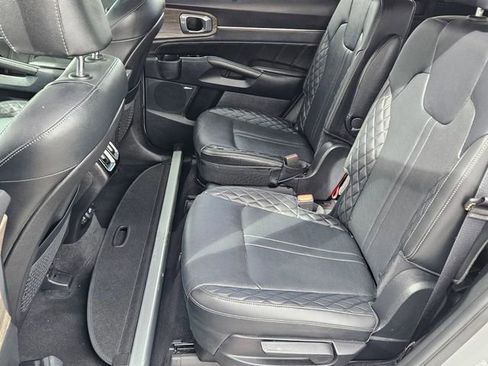 Used 2023 Kia Sorento SX Prestige image 14