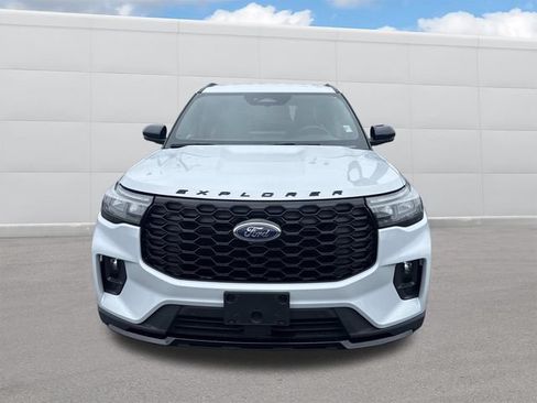 Used 2026 Ford Explorer ST-Line AWD/4WD image 13
