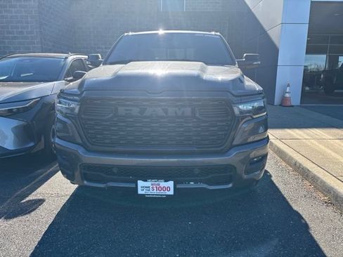 Used 2025 RAM 1500 Big Horn AWD/4WD image 2