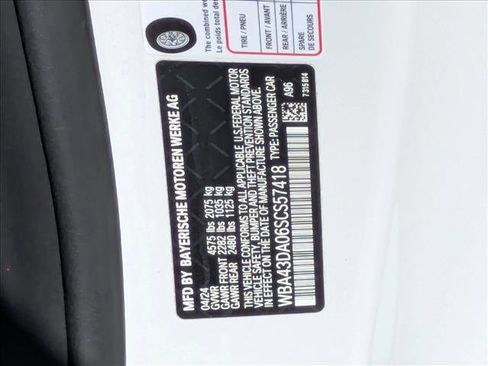 Used 2025 BMW 430i Coupe w/ Convenience Package image 28