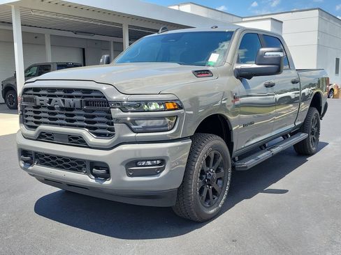 New 2026 RAM 2500 Big Horn AWD/4WD image 3