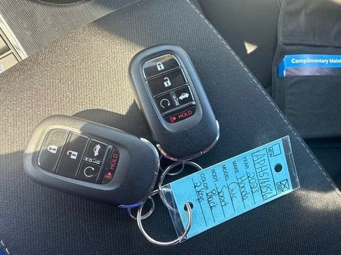 Used 2023 Honda Civic Sport image 23
