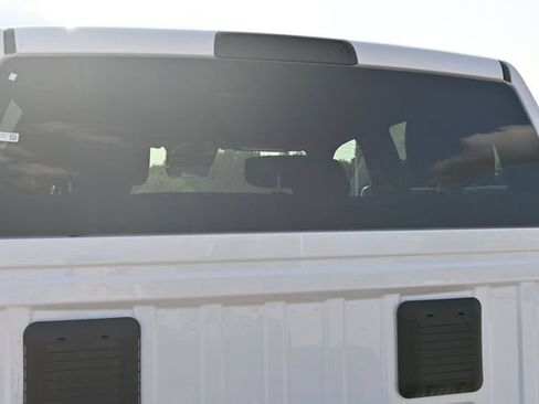 New 2026 RAM 5500 Tradesman w/ Chrome Appearance Group AWD/4WD image 17