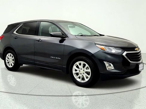 Used 2018 Chevrolet Equinox LT FWD image 3