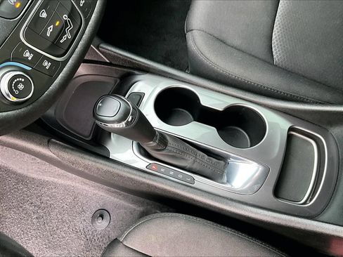 Used 2020 Chevrolet Malibu LS FWD image 16