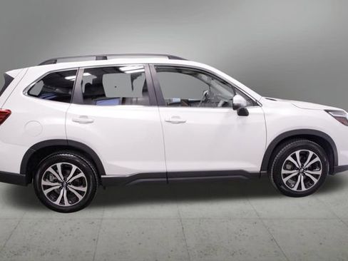 Used 2021 Subaru Forester Limited w/ Popular Package #3 image 6