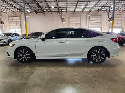 Used 2023 Honda Civic EX image 7