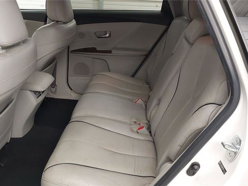 Used 2011 Toyota Venza image 20