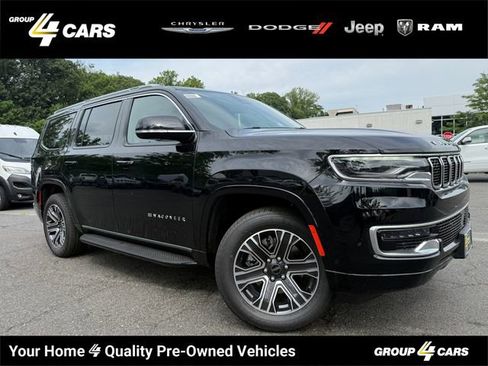 New 2025 Jeep Wagoneer Base w/ Premium Group I image 1