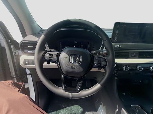 New 2026 Honda Pilot EX-L image 10