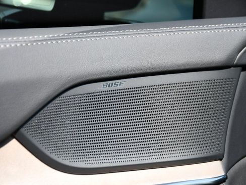 New 2025 Volvo EX90 Ultra image 10