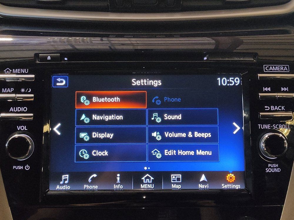Used 2015 Nissan Murano S w/ Navigation Package AWD/4WD image 25