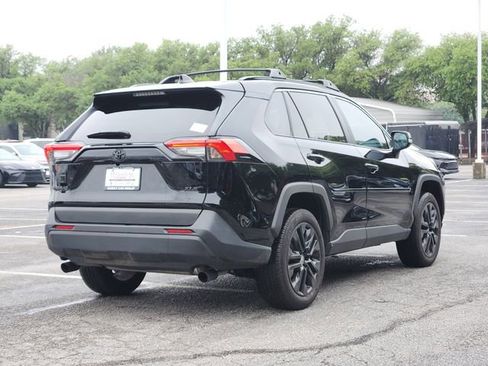 Used 2025 Toyota RAV4 XLE Premium image 4