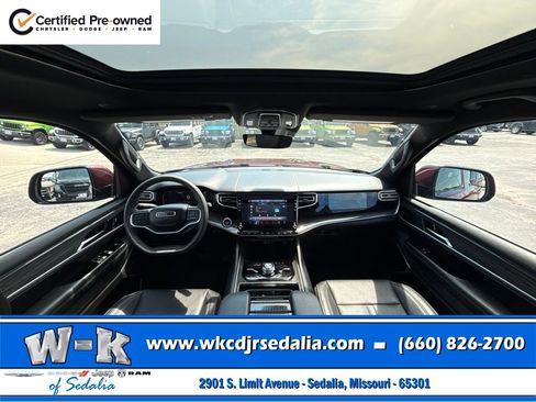 Certified 2022 Jeep Wagoneer Series III w/ Premium Group I AWD/4WD image 44