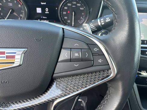 Used 2023 Cadillac XT5 Sportv w/ Technology Package image 29