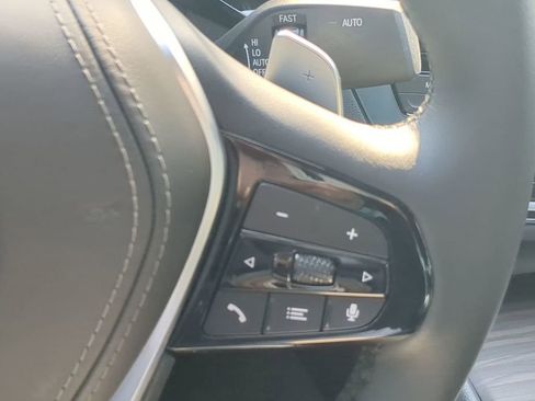 Used 2023 BMW 530i w/ Premium Package image 26