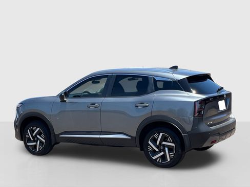 New 2026 Nissan Kicks SV FWD image 3