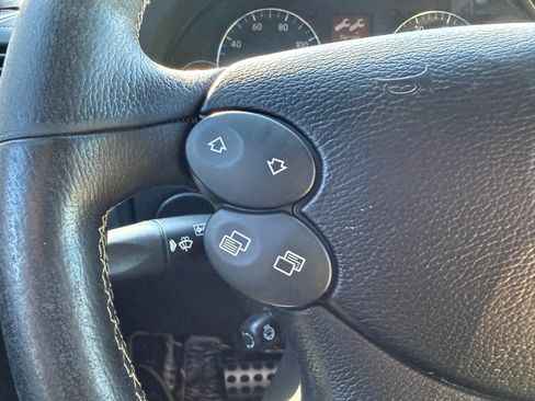 Used 2012 Mercedes-Benz G 550 G 550 AWD 4MATIC 4dr SUV image 36