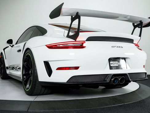 Used 2019 Porsche 911 GT3 RS RWD image 24