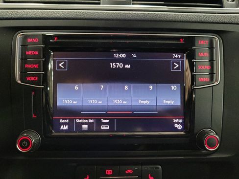 Used 2017 Volkswagen Jetta SE FWD image 25