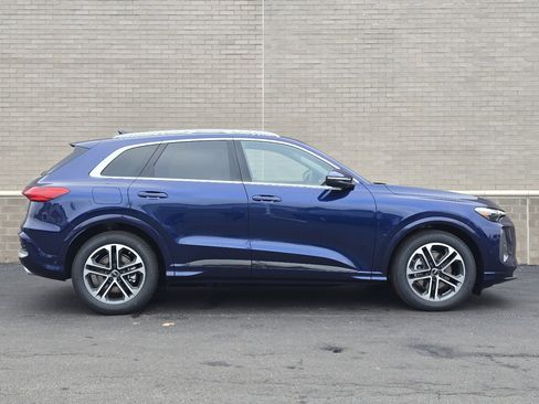 New 2025 Audi Q5 Prestige image 27