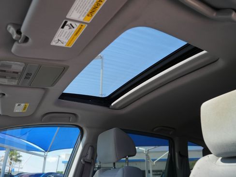 Used 2018 Honda CR-V EX image 17