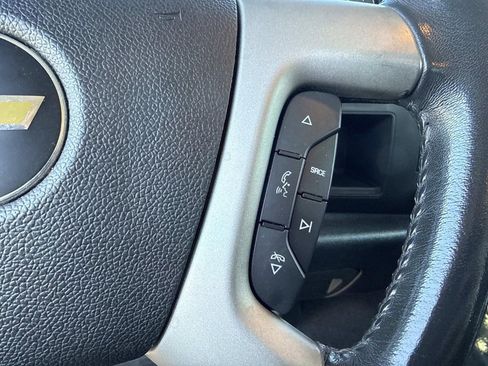 Used 2011 Chevrolet Silverado 1500 LT w/ Florida Edition image 28