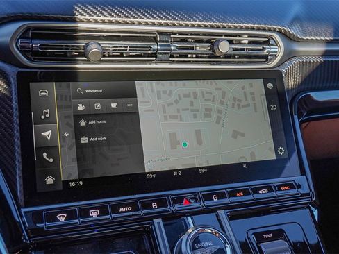 New 2026 Aston Martin V8 Vantage Roadster image 24