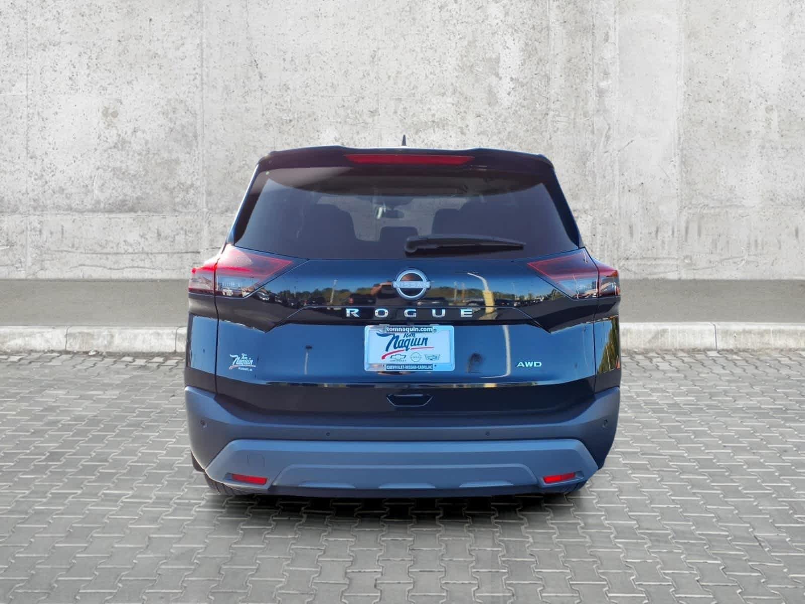 Used 2023 Nissan Rogue S AWD/4WD image 9