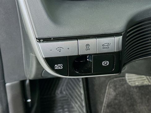 Used 2024 Hyundai Ioniq 5 SEL RWD image 17
