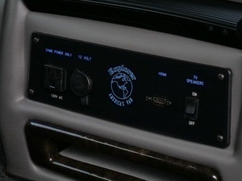 Used 2019 Chevrolet Express 2500 Explorer Conversion Van / Limi w/ Enhanced Convenience Package image 36