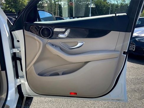 Certified 2021 Mercedes-Benz GLC 300 image 19