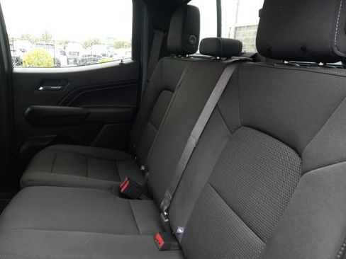 Used 2025 Chevrolet Colorado LT RWD image 27