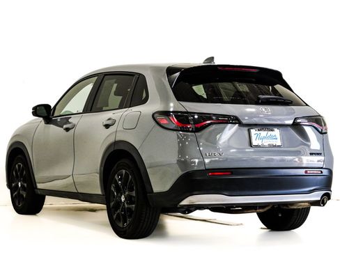 Used 2025 Honda HR-V Sport image 8