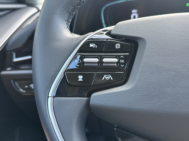 New 2026 Kia Niro EX FWD image 34