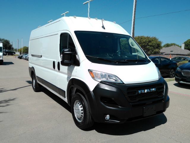 Used 2025 RAM ProMaster 3500 FWD image 3